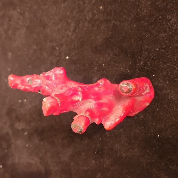 Pottery Barn Red resin coral - Picture 3 of 3